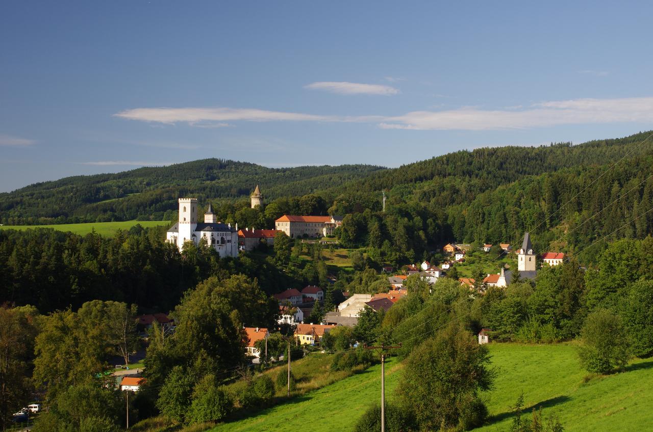 Penzion U Candru Vyšší Brod Zewnętrze zdjęcie